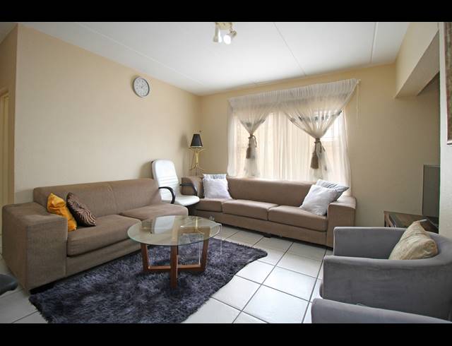 2 BEDROOM APARTMENT FOR SALE IN FAIRLAND